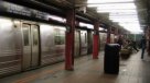 Video captó cómo una rata despertó a un hombre en metro de Nueva York