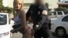 Dos policías de Los Angeles participan de una inusual película porno