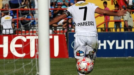 Esteban Paredes aumentó para Colo Colo ante Huachipato