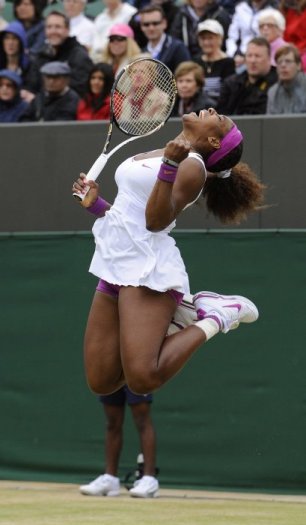 Fotos: La derrota de Sharapova y los triunfos de Federer y Serena Williams