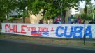 Adherentes a gobierno cubano se manifiestan en embajada ante protesta UDI