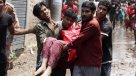 Al menos 76 muertos en el derrumbe de un edificio en Bangladesh