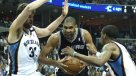 San Antonio Spurs quedó a un paso de eliminar a Memphis Grizzlies en la NBA