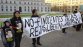 Familiares pidieron la libertad de Víctor Montoya con protesta en La Moneda