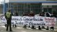 Grupo de jóvenes protagonizó protesta contra Bachelet