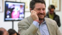 Orrego criticó "doble discurso" de Longueira respecto a franja para primarias