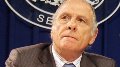 Senador Tuma: Proceso de nominación de Chevesich "está viciado"