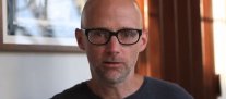 Moby ofreció su catálogo musical para cineastas independientes