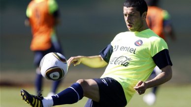 Rodrigo Tello volvió a Chile para negociar con la U