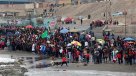 Tocopillanos protestaron en la playa tras restarse del simulacro de tsunami