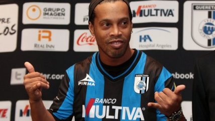 La presentación de Ronaldinho en Querétaro