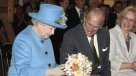 Reina Isabel II envió su primer mensaje a través de Twitter