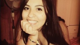 La joven debió ser trasladada desde el Hospital Gustavo Fricke hasta el Hospital Clínico de la Universidad Católica en la capital, luego que su situación empeorara.