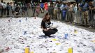 Regalan 3 mil libros a transeúntes en el centro de Santiago