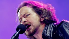 Eddie Vedder en el show de 2011 en el Estadio Monumental .
