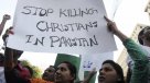 Cientos de personas protestan contra ataques en iglesias de Pakistán
