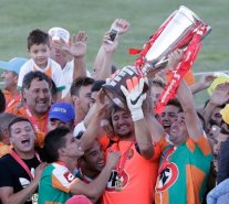 Resumen: Cobresal bajó su primera estrella en épica definición del Torneo de Clausura