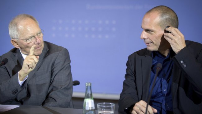  Bedrlín plantea que Grecia salga de zona euro  