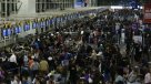El colapso en el Aeropuerto de Santiago al reanudarse los vuelos luego del paro
