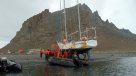 Armada chilena rescató a yate polaco varado desde 2014 en la Antártica