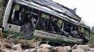 Al menos 14 personas murieron por caída de bus a un barranco en India