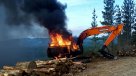 Nuevo ataque incendiario en Ercilla dejó vehículos y maquinaria forestal destruida