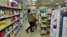 Supermercado instaló primeras góndolas con remedios a disposición de sus clientes