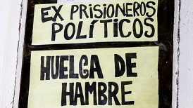 "¿Por qué llevamos adelante esta movilización? Porque estos gobiernos, durante 26 años de supuesta democracia, se han dedicado a lucrar y a robarse la plata del pueblo chileno", dijo uno de los huelguistas.