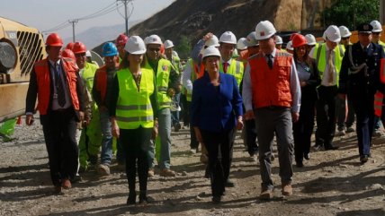 21/10/201614:47 Presidenta Bachelet inspeccionó obras del Túnel ... - Cooperativa.cl