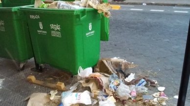 Acumulación de basura en el centro de Santiago por paro del sector ... - Cooperativa.cl