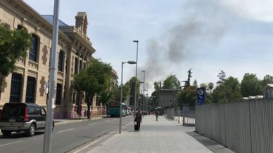 Incendio afecta al Museo Ferroviario en Parque Quinta Normal