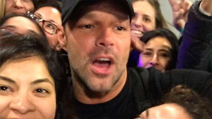 Fans registran retorno de Ricky Martin a Chile - Cooperativa.cl