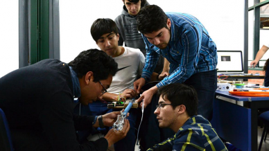Valparaíso realizó la primera hackatón de hardware médico en Chile - Cooperativa.cl