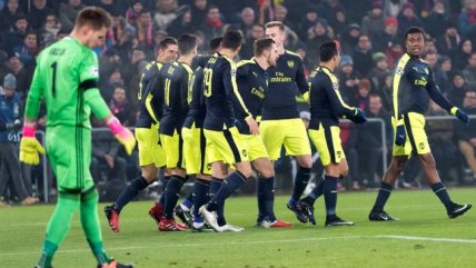Arsenal contó con la efectividad de Lucas Pérez para superar a Basilea en la Champions