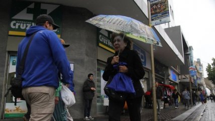 Lluvia veraniega sorprendió a habitantes de Concepción - Cooperativa.cl