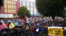 Concepción: Bajo una intensa lluvia miles de personas marcharon en contra de las AFP