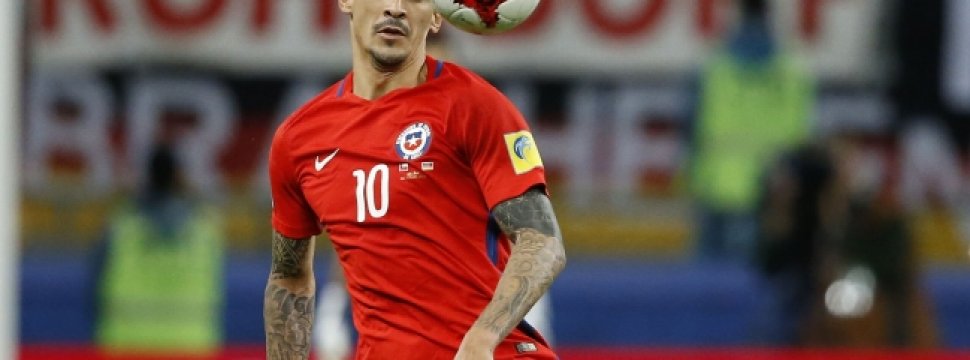 Pizzi analiza incluir a Pedro Pablo Hernández como titular frente a Portugal