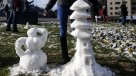 ¿Y si hacemos un muñeco? Capitalinos fabricaron divertidas figuras de nieve