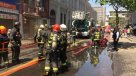 Incendio afecta a motel en el centro de Santiago