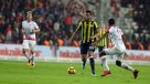 Fenerbahce sin Mauricio Isla superó con lo justo a Antalyaspor en la Superliga turca