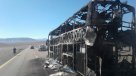 Bus resultó totalmente destruido por las llamas en cercanías de San Pedro de Atacama