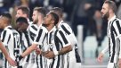Douglas Costa le dio el triunfo a Juventus sobre Genoa para seguir al acecho de Napoli