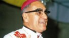 Papa canonizará a arzobispo salvadoreño Óscar Romero, asesinado durante una misa