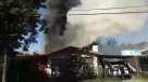 Bomberos combate violento incendio en el centro de Talca