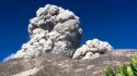 Repentina erupción interrumpe desayuno de montañistas