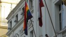 Día Internacional contra Homofobia y Transfobia: Entidades públicas izaron bandera de la diversidad sexual