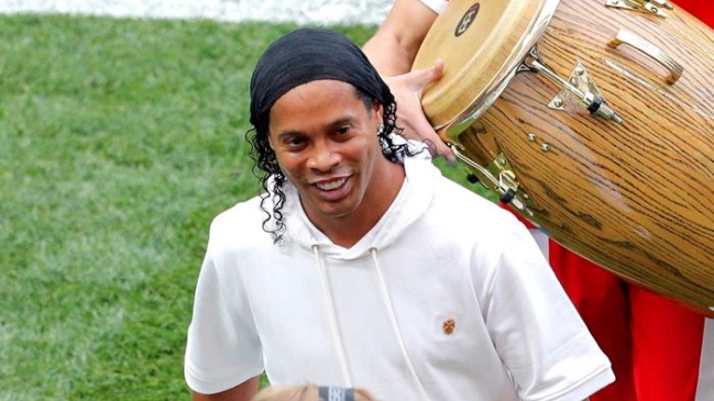  Ronaldinho protagonizó la ceremonia de clausura del Mundial  