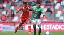 Juan Cornejo le ganó el duelo de chilenos a Osvaldo González en la liga mexicana