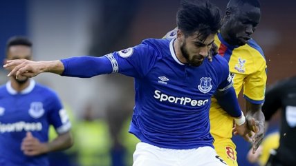 La inexplicable e incómoda jugada de André Gomes en su debut por Everton