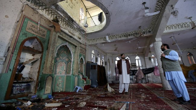  Estado Islámico reivindicó atentado suicida con 56 muertos en Pakistán  